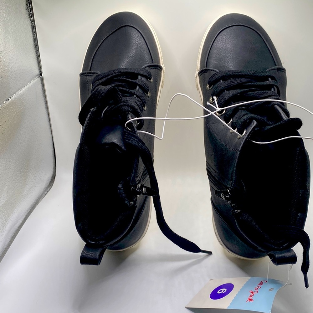 Cat & Jack Boys' Florian Lace-Up Sneakers in Black size 2